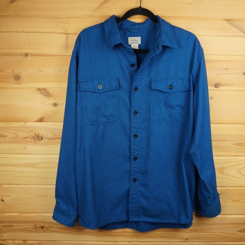 LL Bean Royal Blue and Black Checkered Button Up Flannel Top Size‎ Large